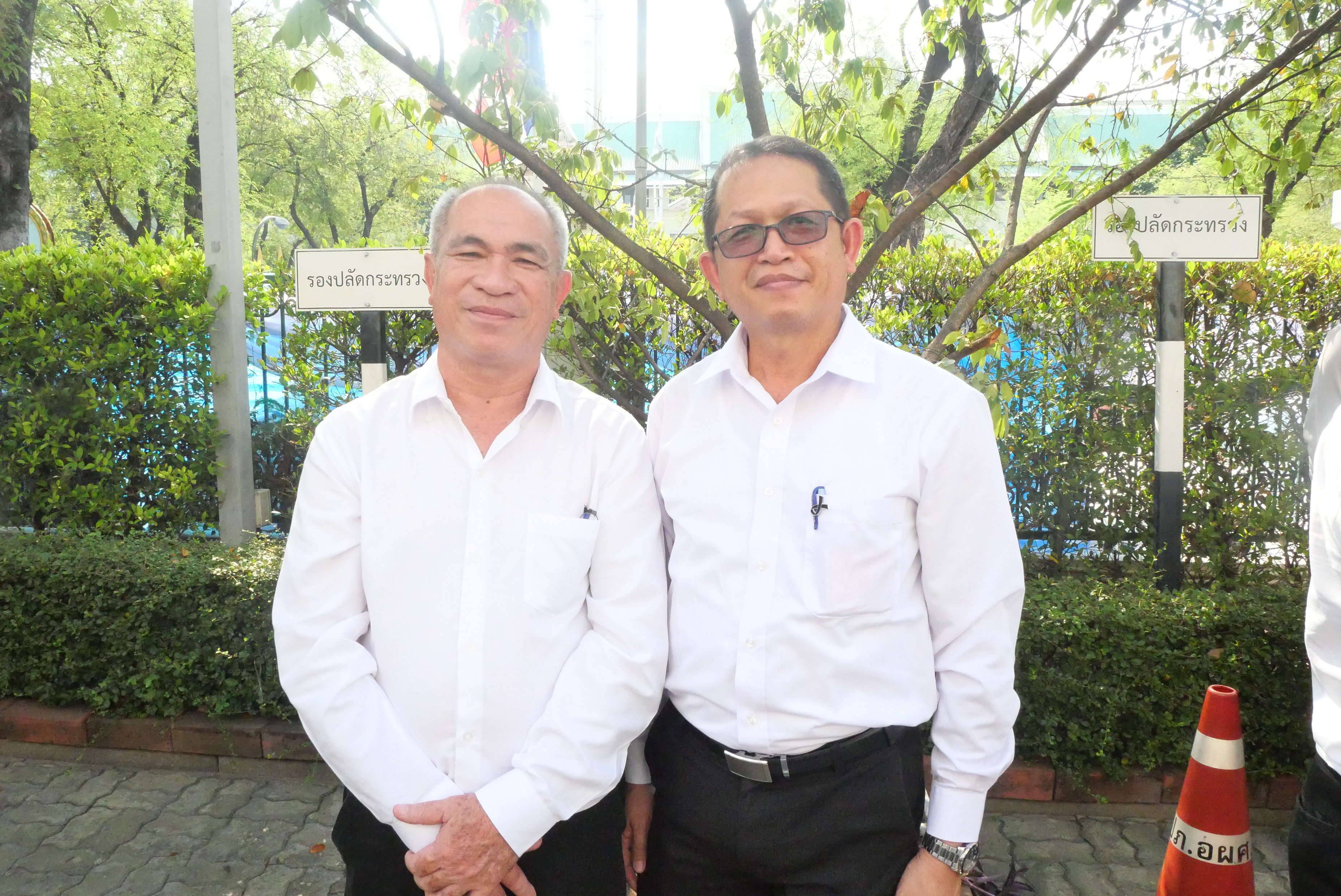 title - คณะผู้บริหาร ส.ป.ก. ร่วมพิธีสักการะสิ่งศักดิ์สิทธิ์ประจำกระทรวงเกษตรและสหกรณ์ ในโอกาสเข้ารับตำแหน่งของรัฐมนตรีว่าการกระทรวงเกษตรและสหกรณ์ และรัฐมนตรีช่วยว่าการกระทรวงเกษตรและสหกรณ์ 